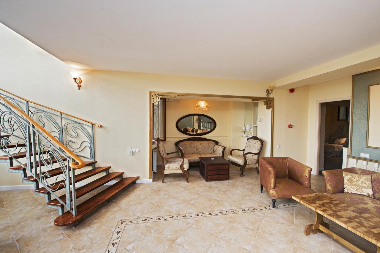 Caravan Villa Τυφλίδα Εξωτερικό φωτογραφία